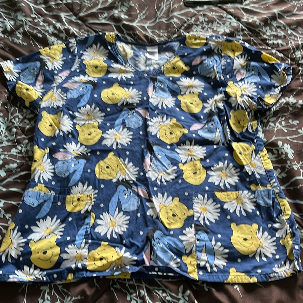 Scrub top